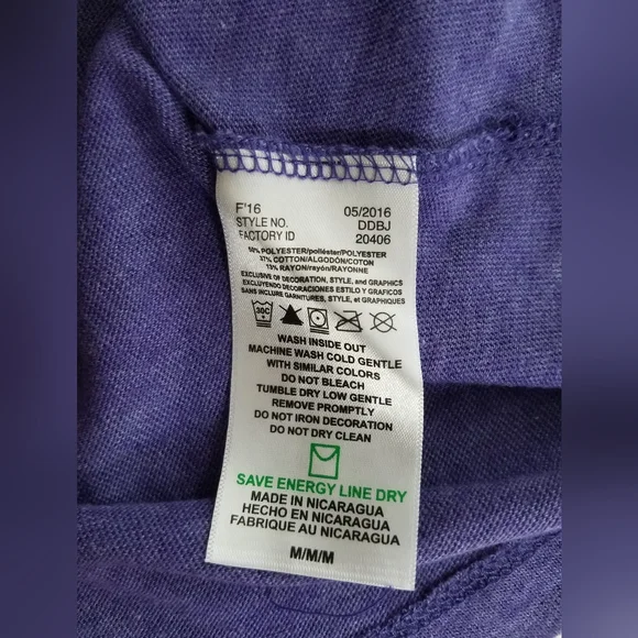 NWT Women's NFL Team Apparel Vikings Minnesota Size Medium Purple Yellow Tshirt - Picture 10 of 10